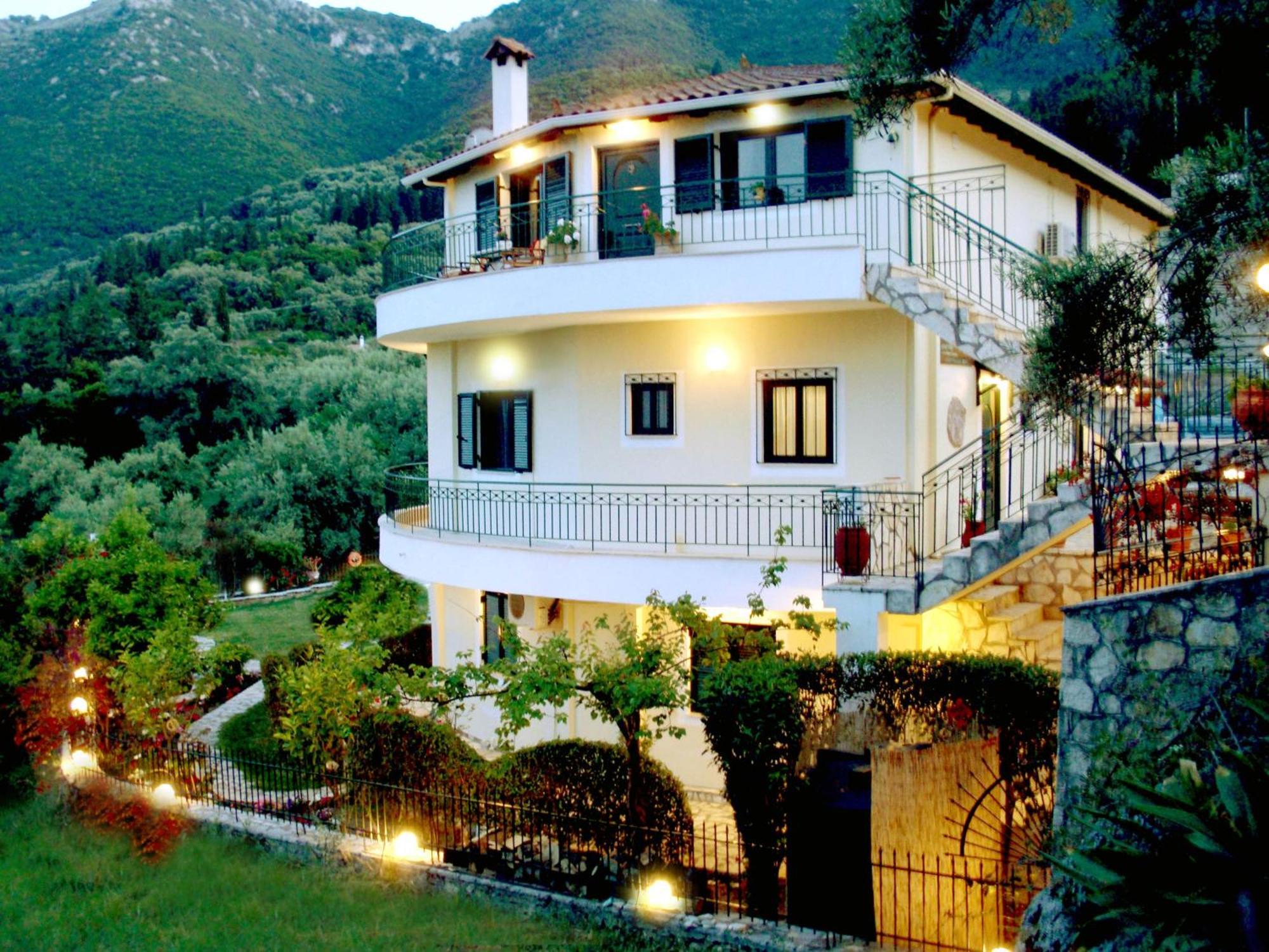 Villa Diana Nikiana Exterior photo